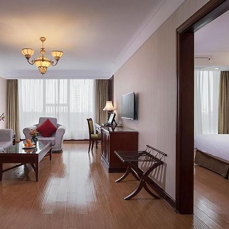 Vienna International Hotel Taicang Nanyang Plaza Bagian luar foto