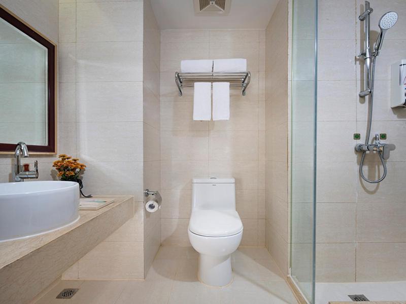 Vienna International Hotel Taicang Nanyang Plaza Bagian luar foto