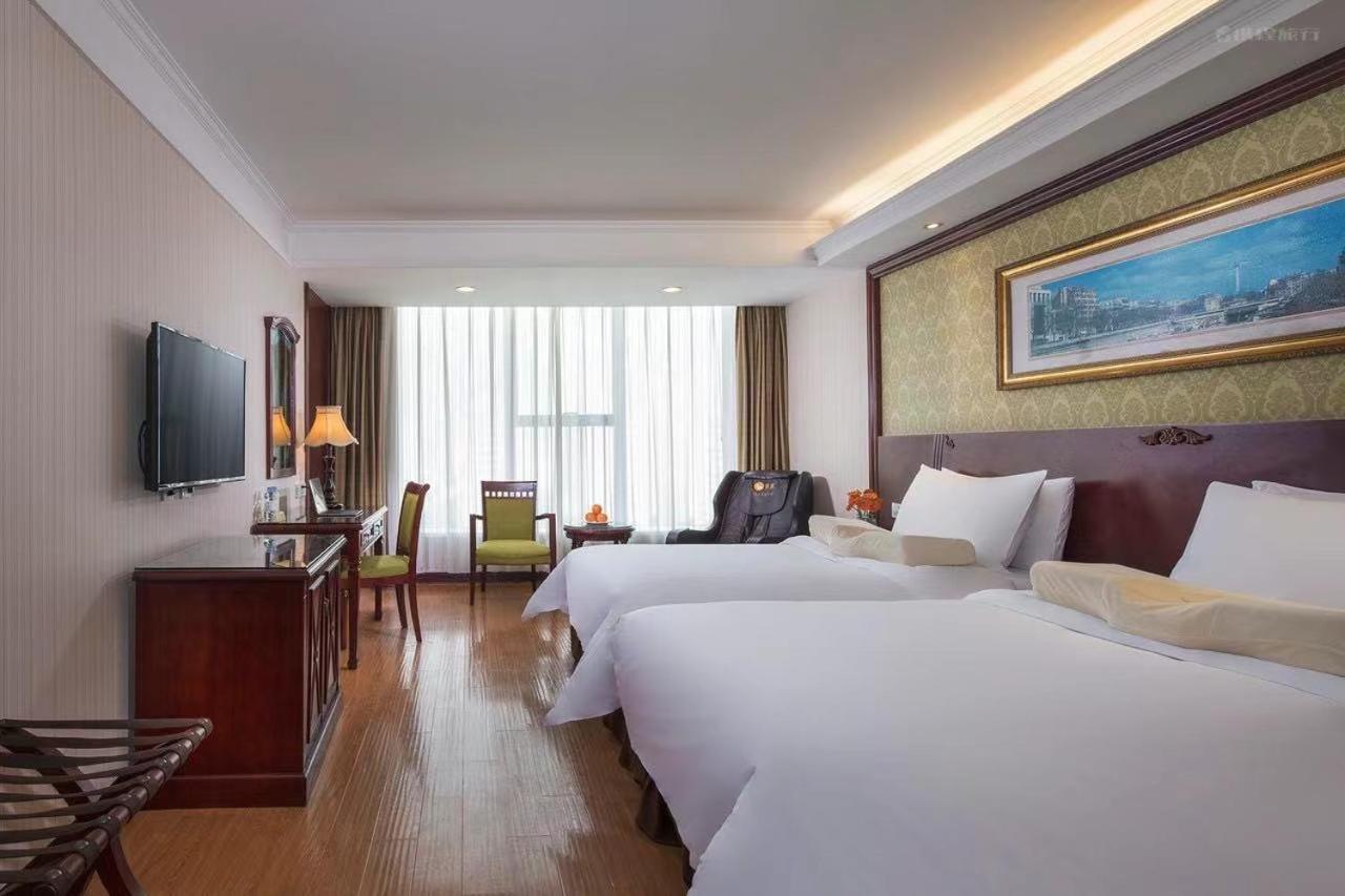 Vienna International Hotel Taicang Nanyang Plaza Bagian luar foto