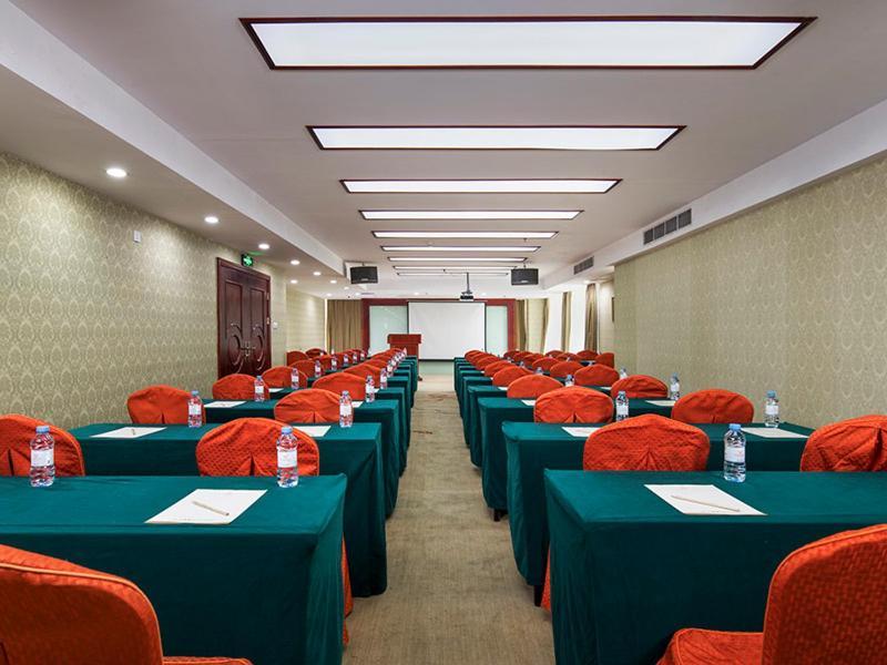 Vienna International Hotel Taicang Nanyang Plaza Bagian luar foto